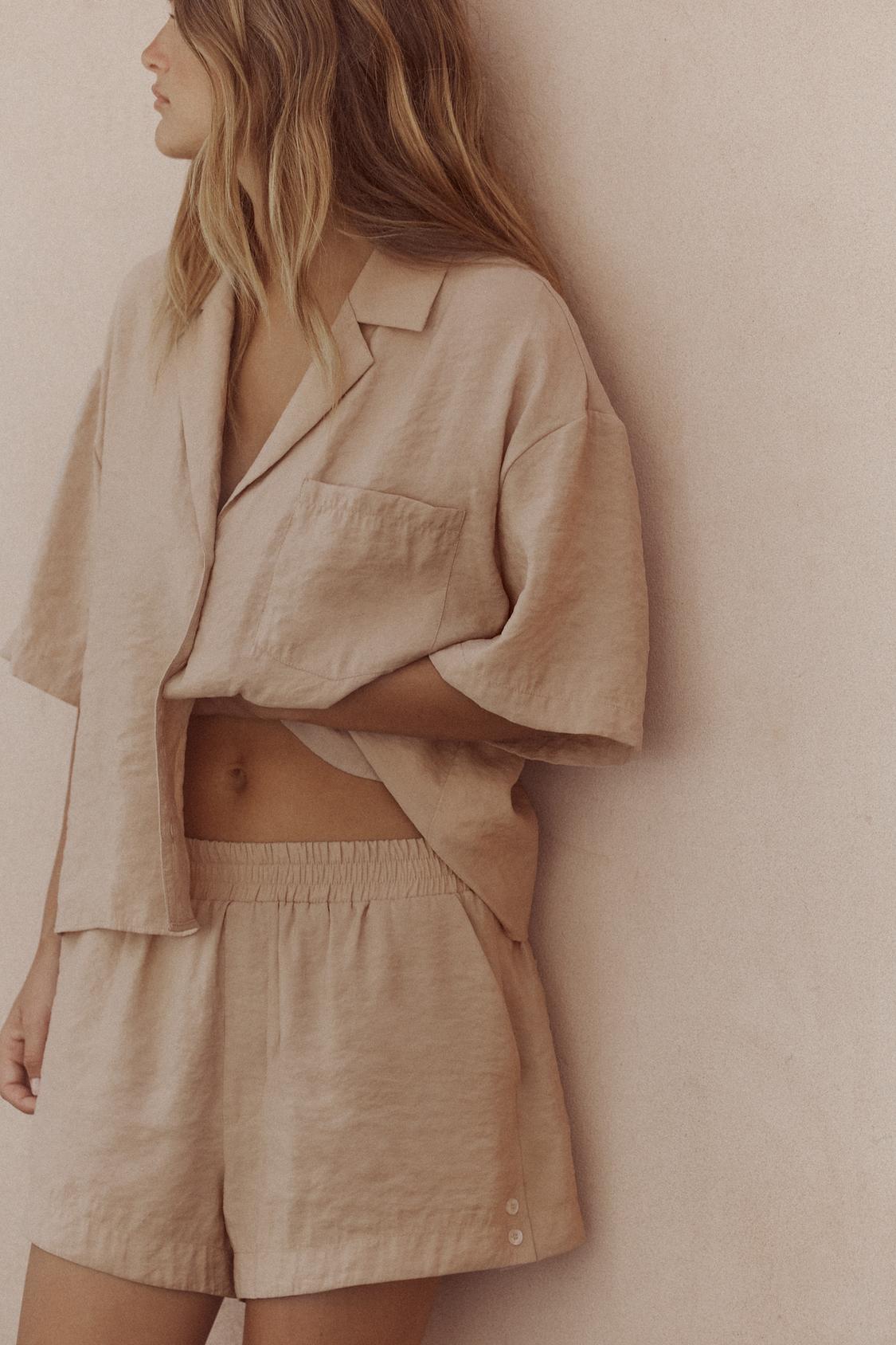 CHEMISE FLUIDE MANCHES COURTES