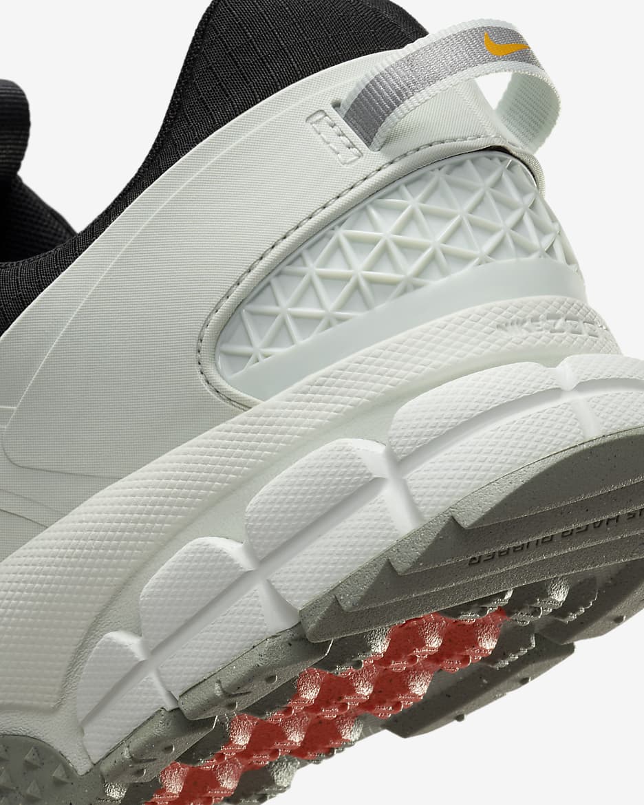 Nike Zoom Vomero Roam - Noir / Blanc