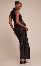 ROBE LONGUE EN MESH À COL NAGEUR ET JUPE SATINÉE