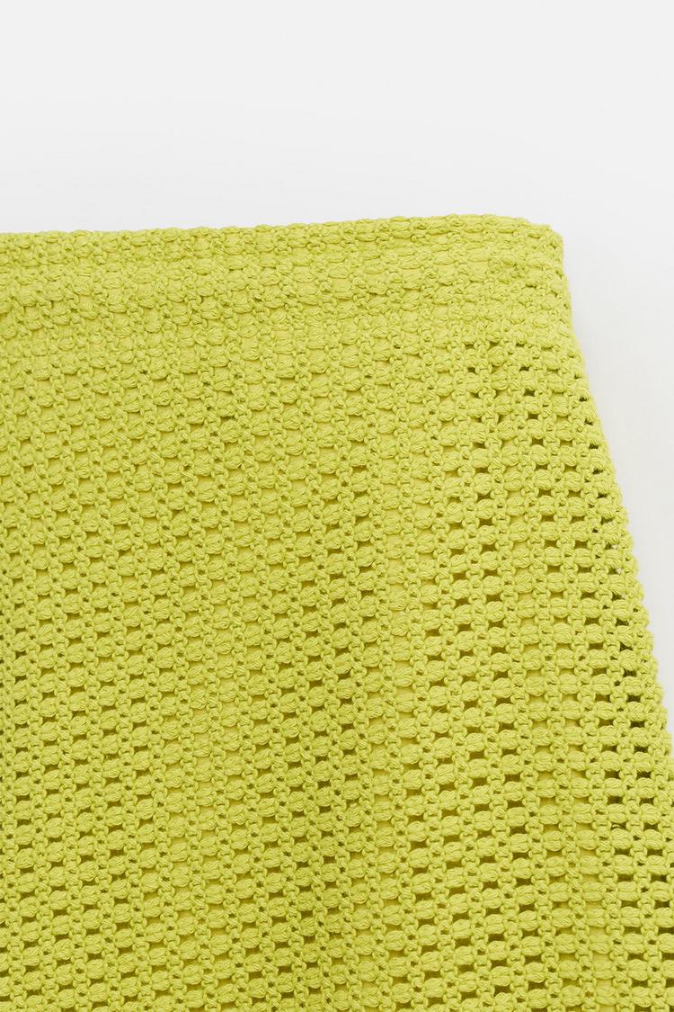 BERMUDA STRUCTURÉE AJOURÉE