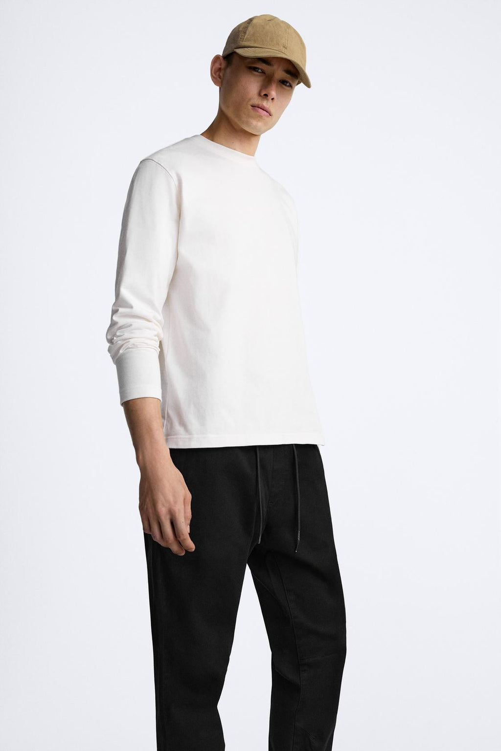 PANTALON DÉLAVÉ AVEC TAILLE JOGGING