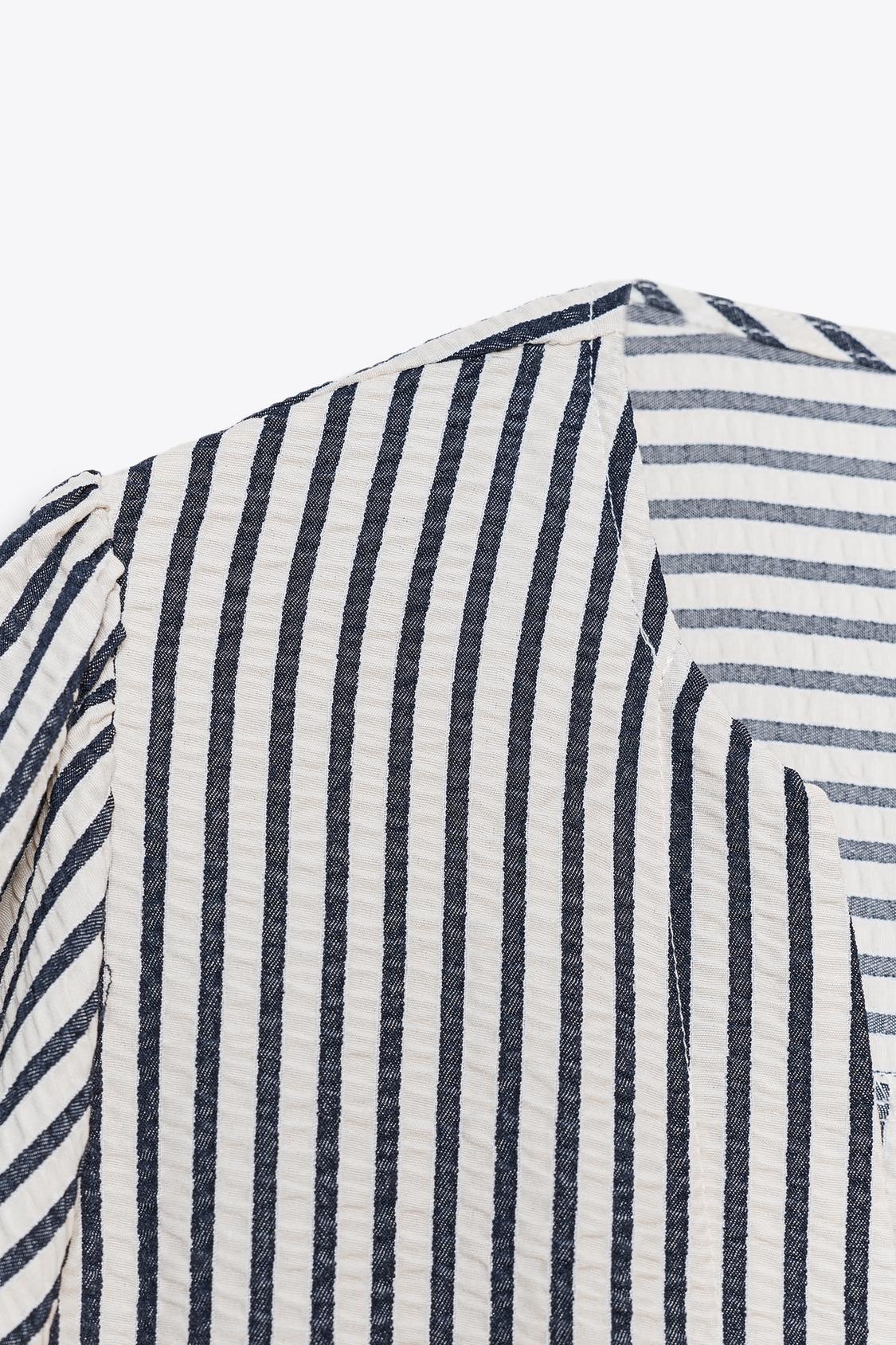 BLOUSE À LACETS AVEC LIN