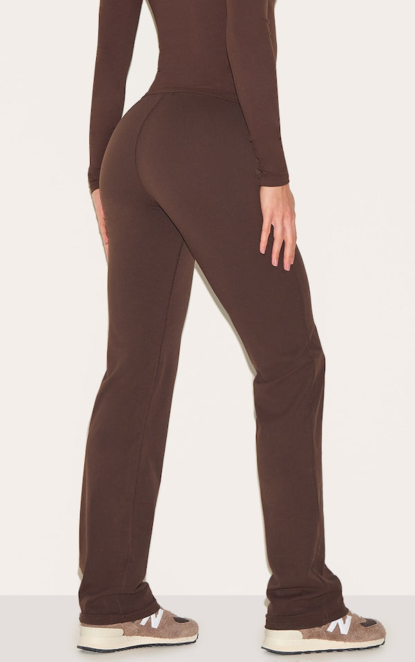 TALL PANTALON FLARE SCULPT CAFÉ À DÉTAIL CONTOURS