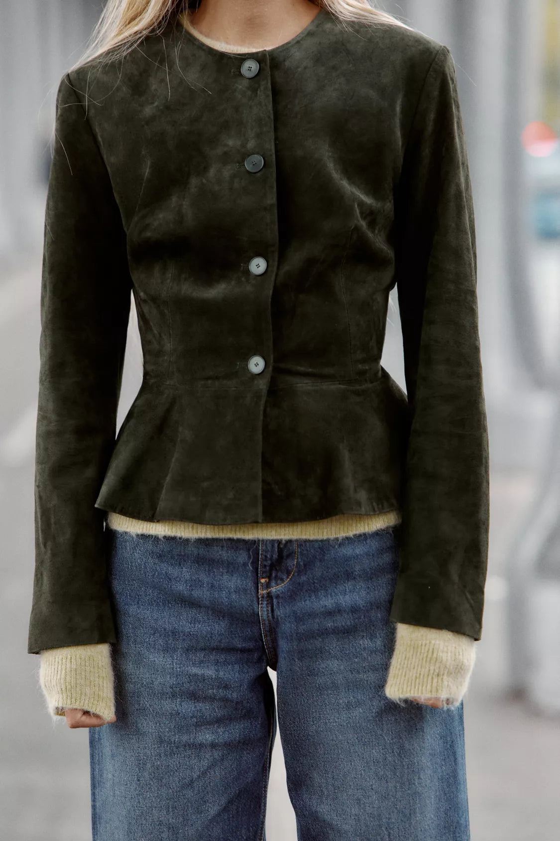 BLOUSON 100% CUIR À BASE ÉVASÉE