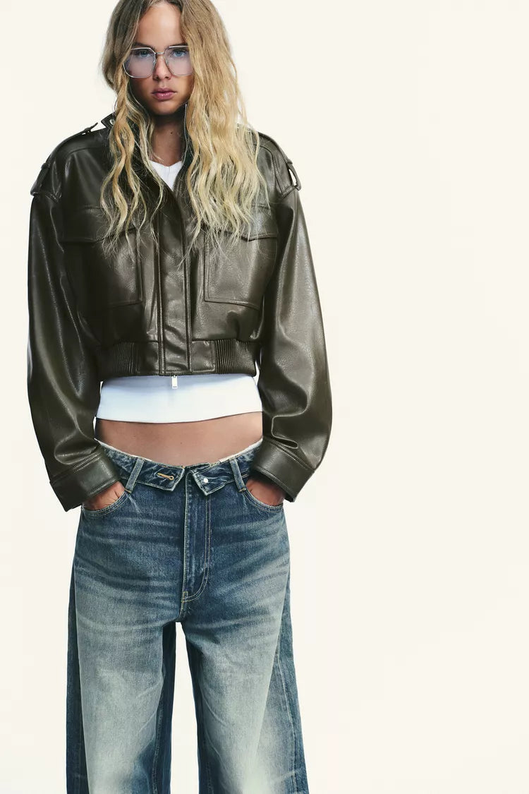 BLOUSON COURT MATIÈRE SYNTHÉTIQUE