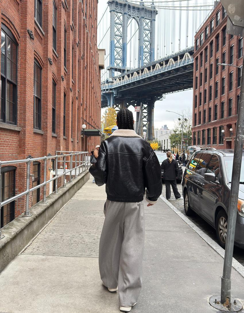 BLOUSON EFFET VINYLE COL FOURRURE