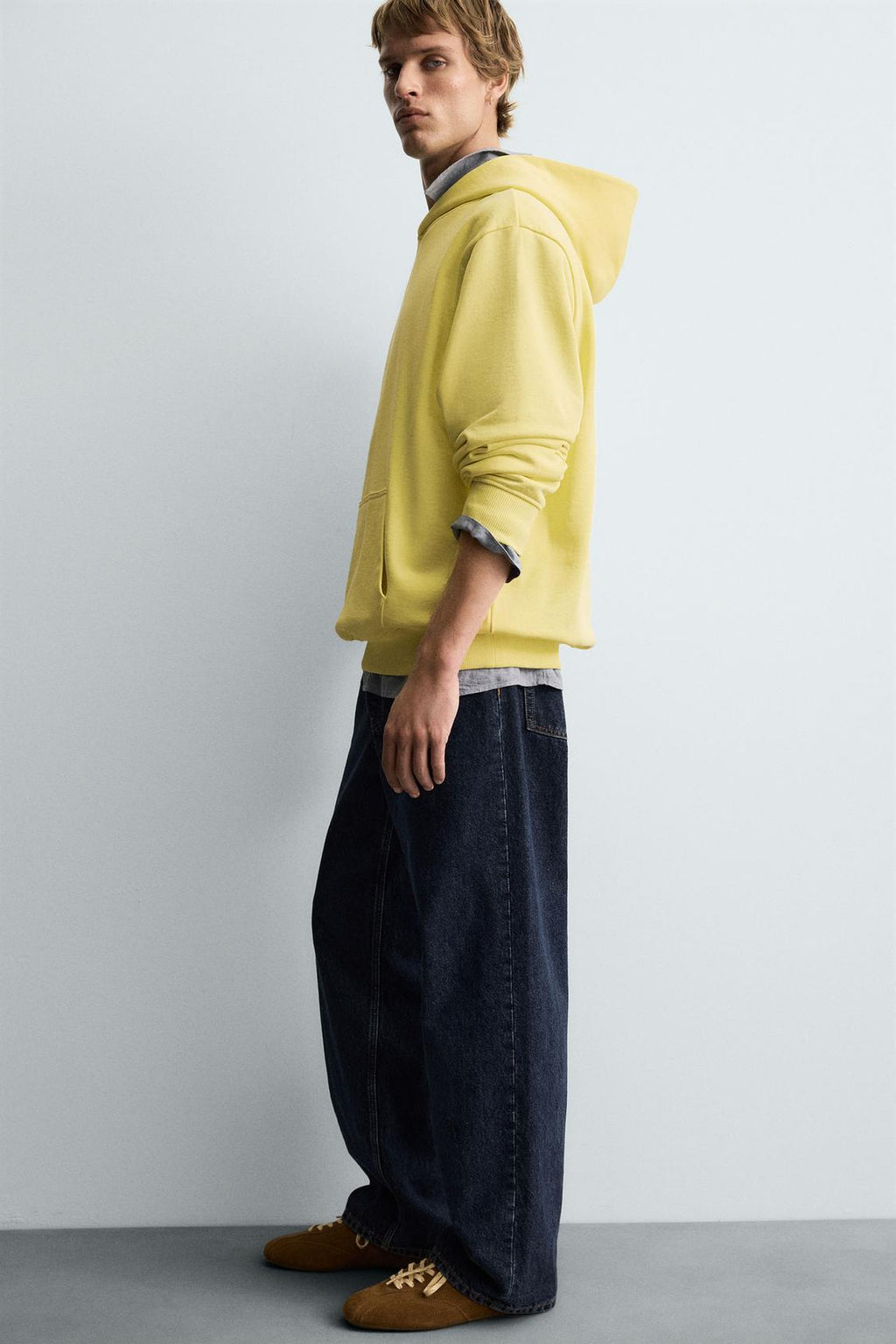 SWEAT À CAPUCHE BASIQUE