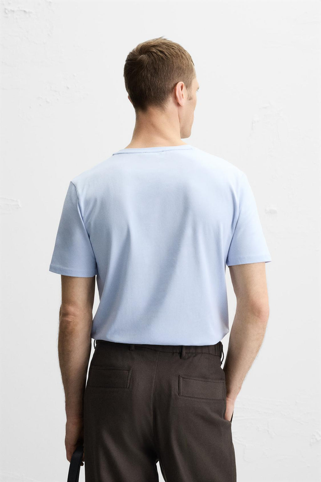 T-SHIRT SLIM FIT BASIQUE