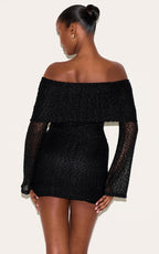 MINI ROBE TEXTURÉE CRÈME À COL BARDOT ET MANCHES ÉVASÉES