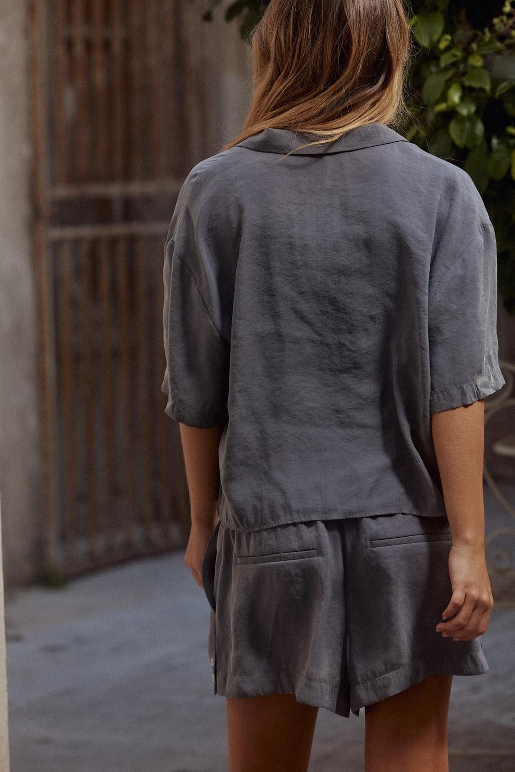 CHEMISE FLUIDE MANCHES COURTES