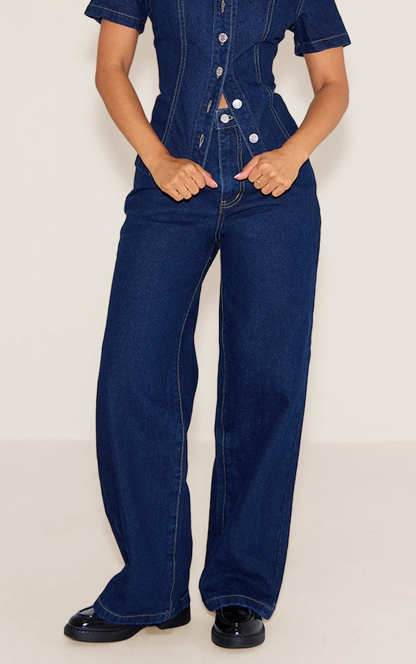 PETITE JEAN DROIT À TAILLE MI-HAUTE