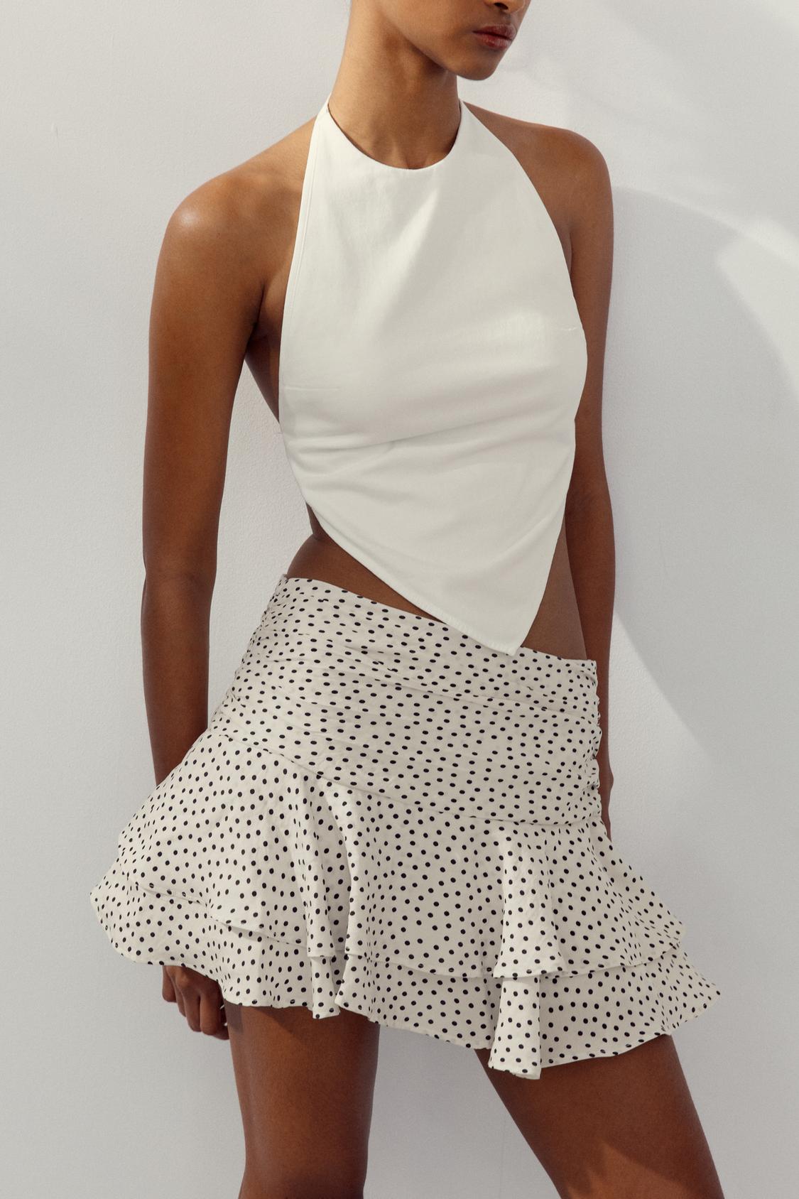 JUPE-CULOTTE À VOLANTS