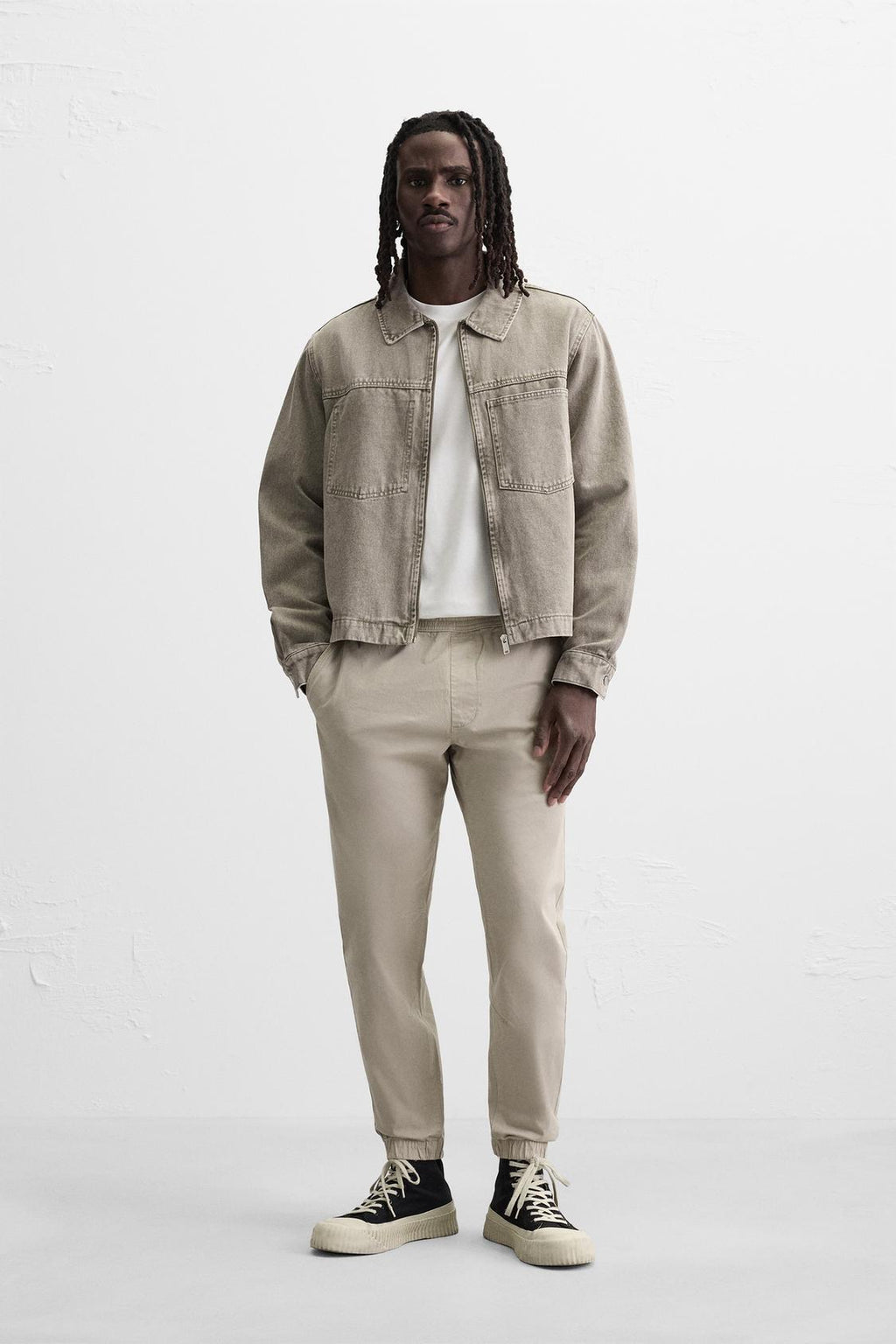 PANTALON DÉLAVÉ AVEC TAILLE JOGGING