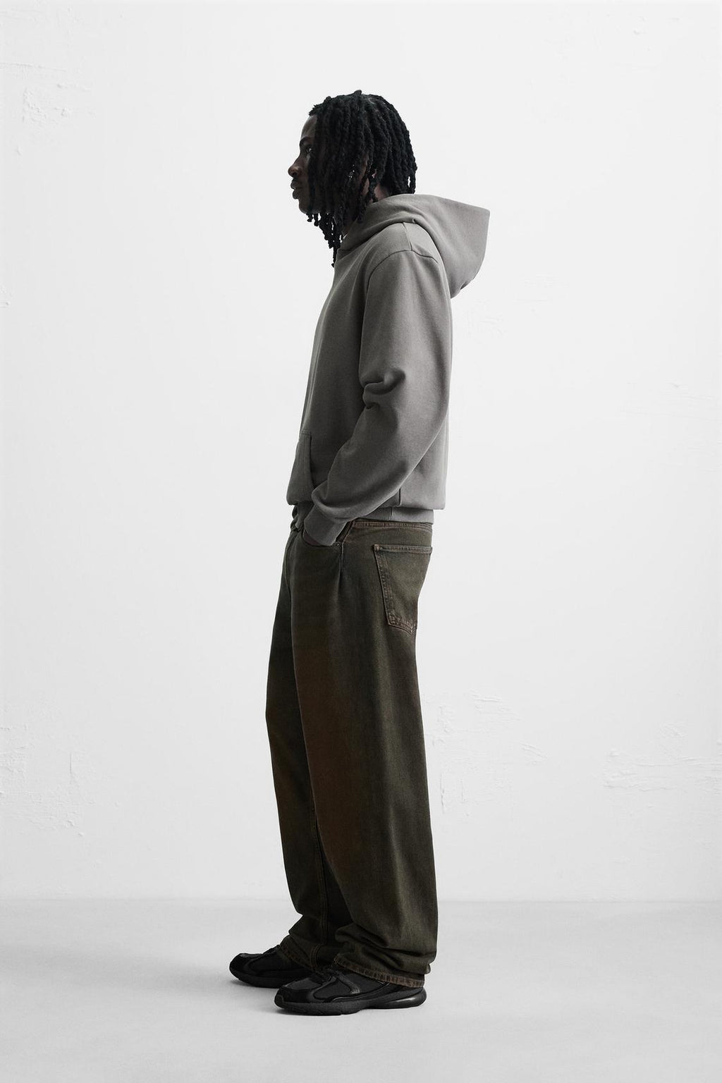 SWEAT À CAPUCHE BASIQUE