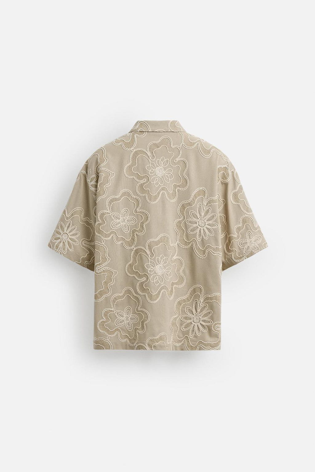 CHEMISE BRODERIES RELIEF