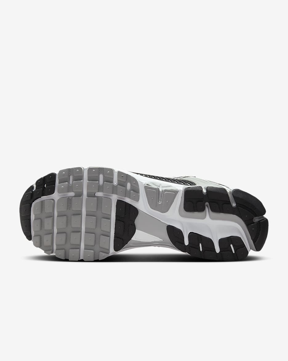 Nike Zoom Vomero 5 - Noir / Blanc