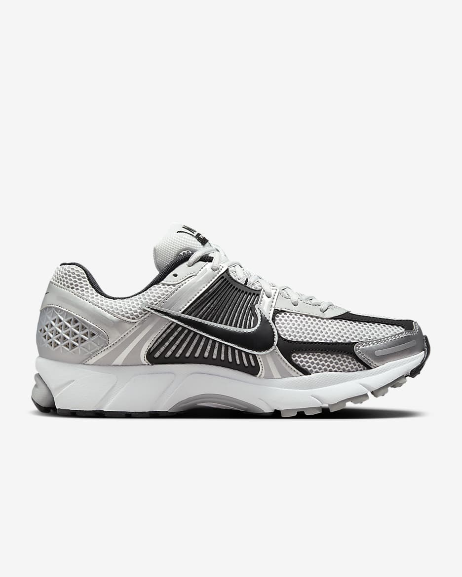 Nike Zoom Vomero 5 - Noir / Blanc