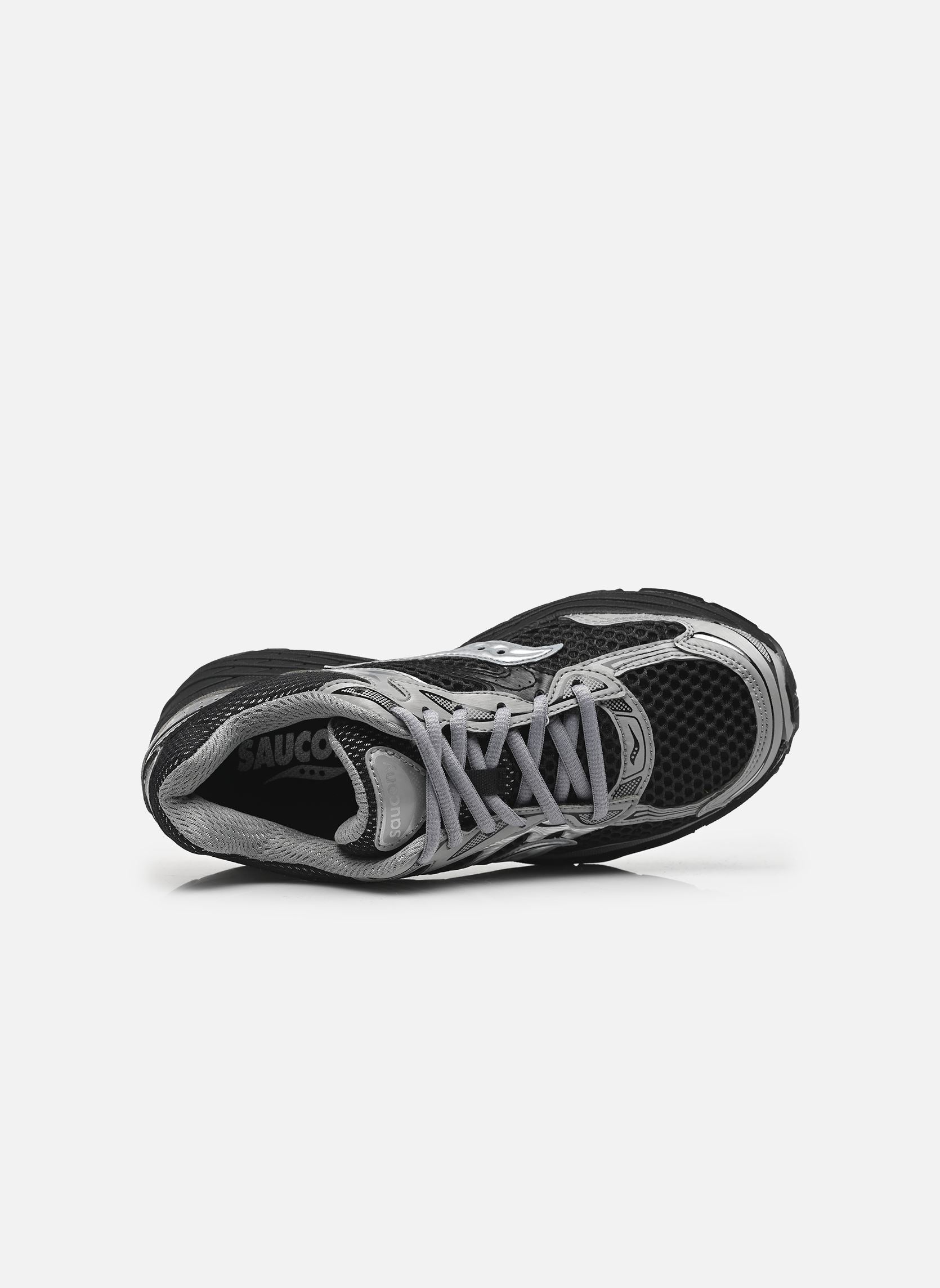 SAUCONY PROGRID OMNI 9