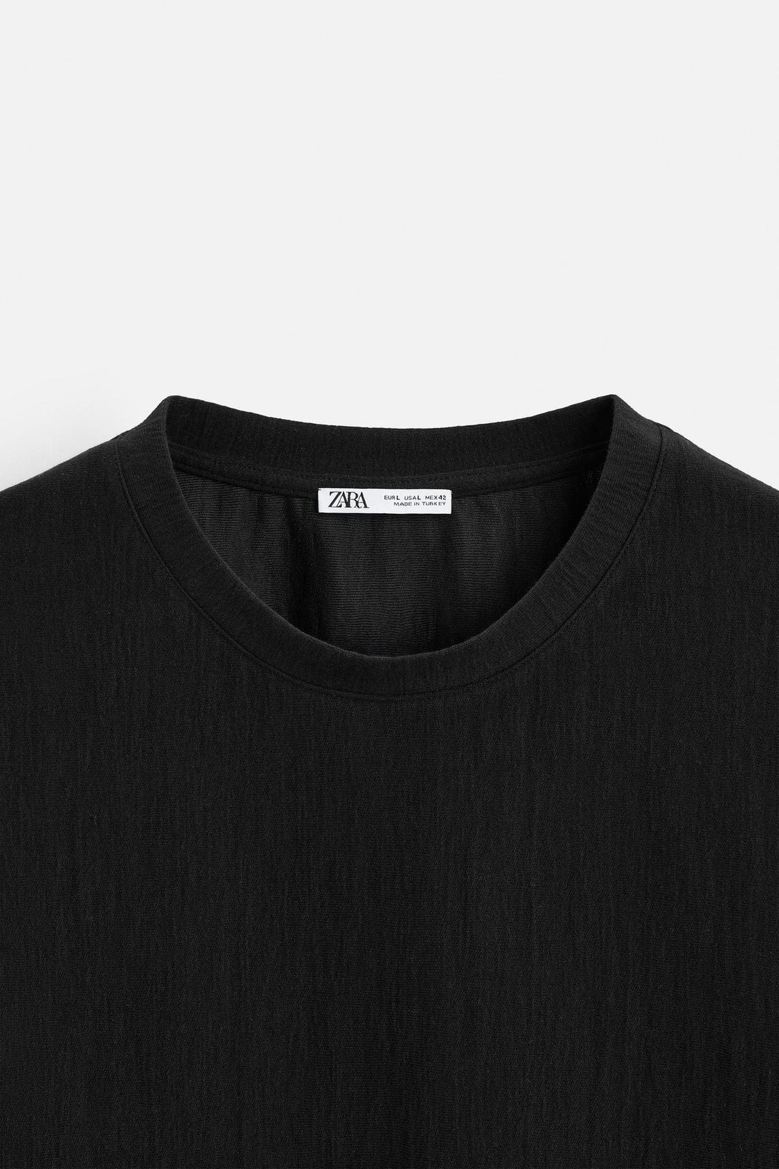 T-SHIRT RELAXED FIT STRUCTURÉ