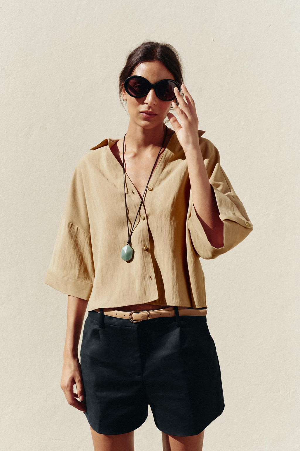 CHEMISE MANCHES COURTES LARGES