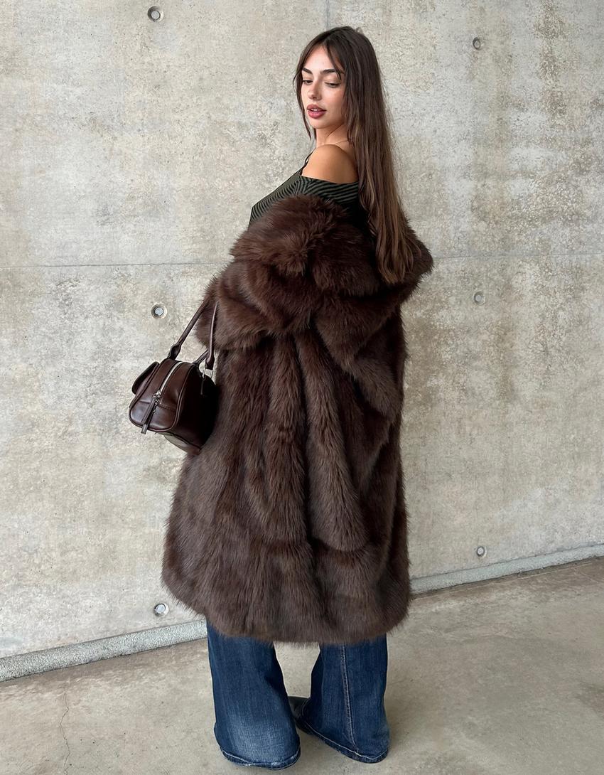 MANTEAU LONG FAUSSE FOURRURE