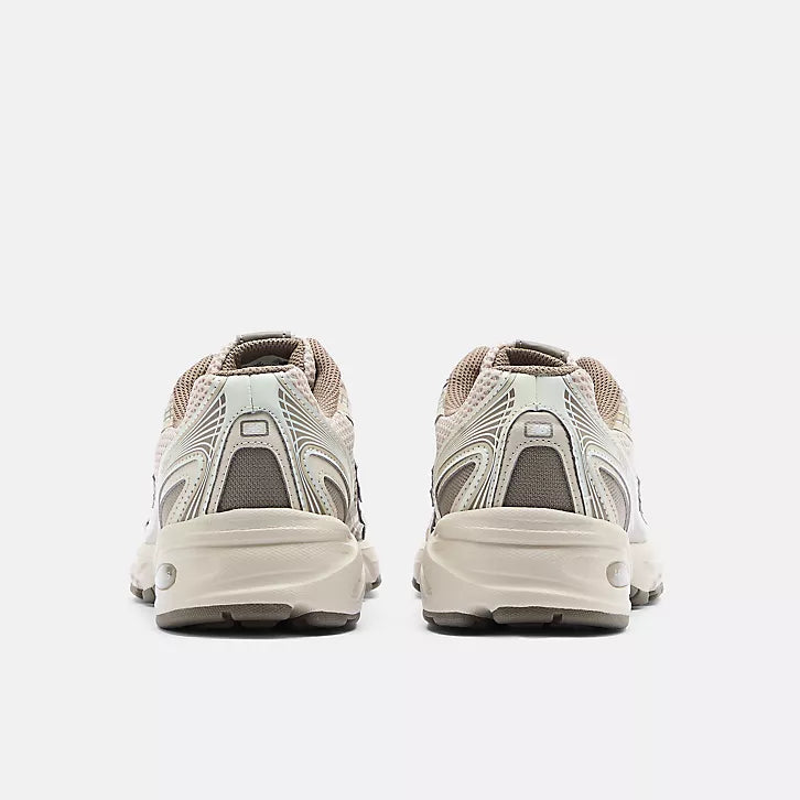NEW BALANCE 740 - BEIGE / MARRON
