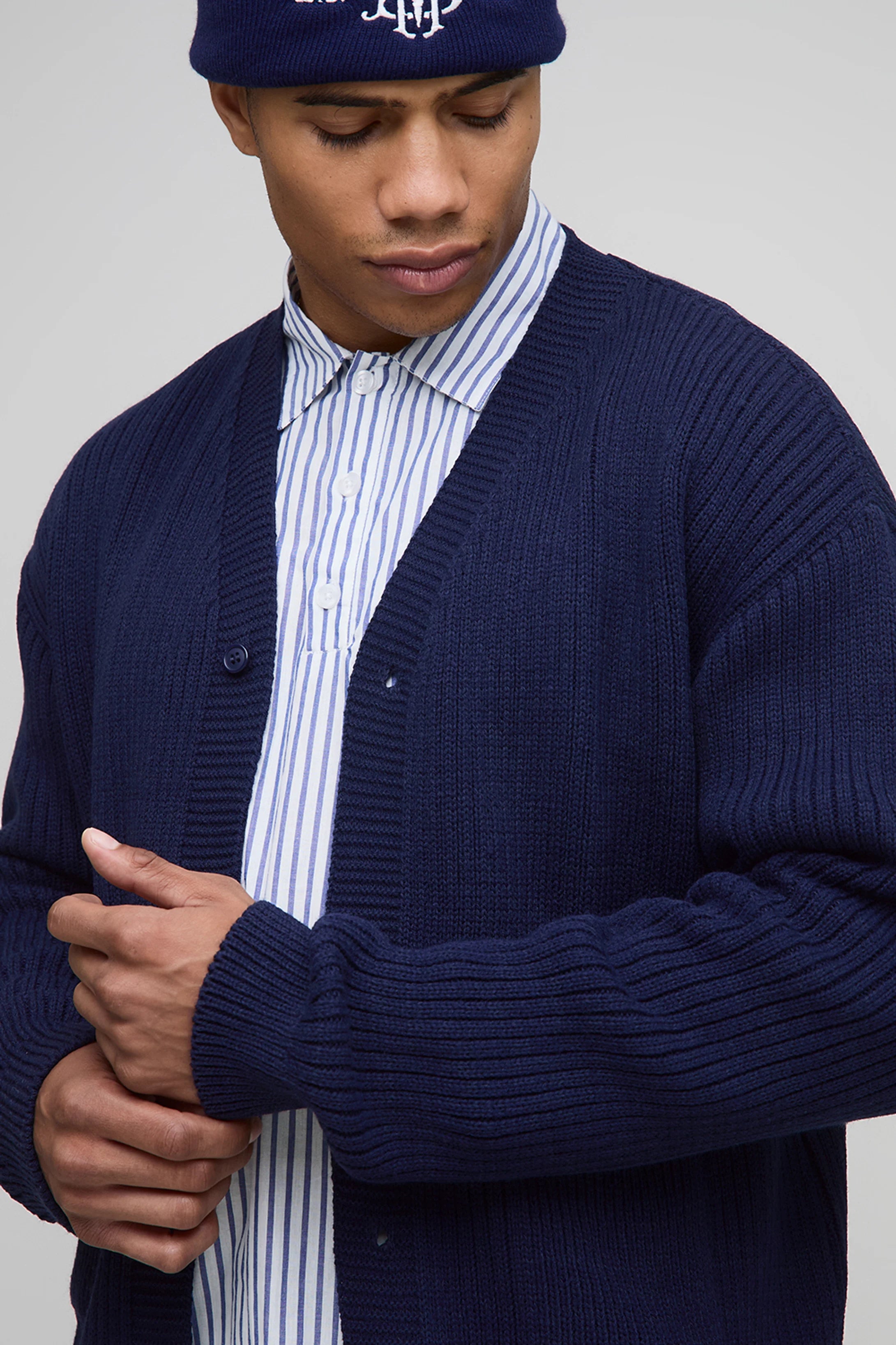 CARDIGAN OVERSIZE EN MAILLE CÔTELÉE ÉPAISSE