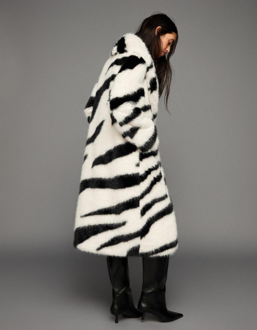 MANTEAU FAUSSE FOURRURE IMPRIMÉ ANIMAL
