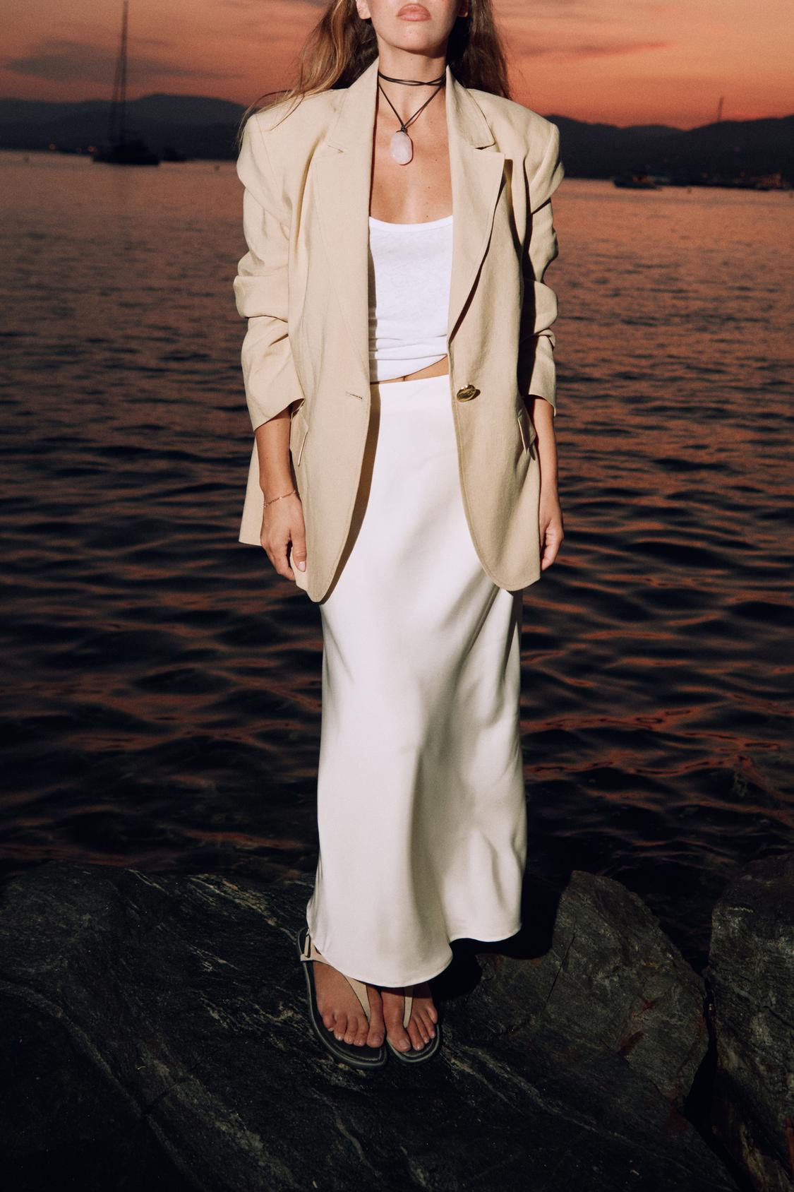 JUPE MI-LONGUE SATINÉE