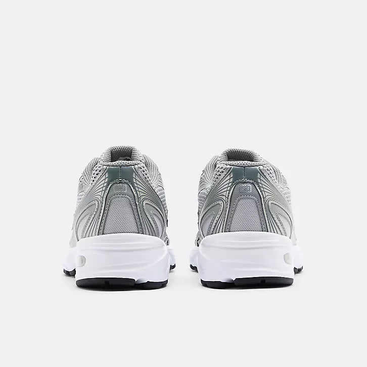 NEW BALANCE 740 - GRIS