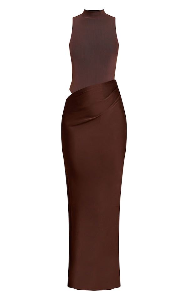 ROBE LONGUE EN MESH À COL NAGEUR ET JUPE SATINÉE