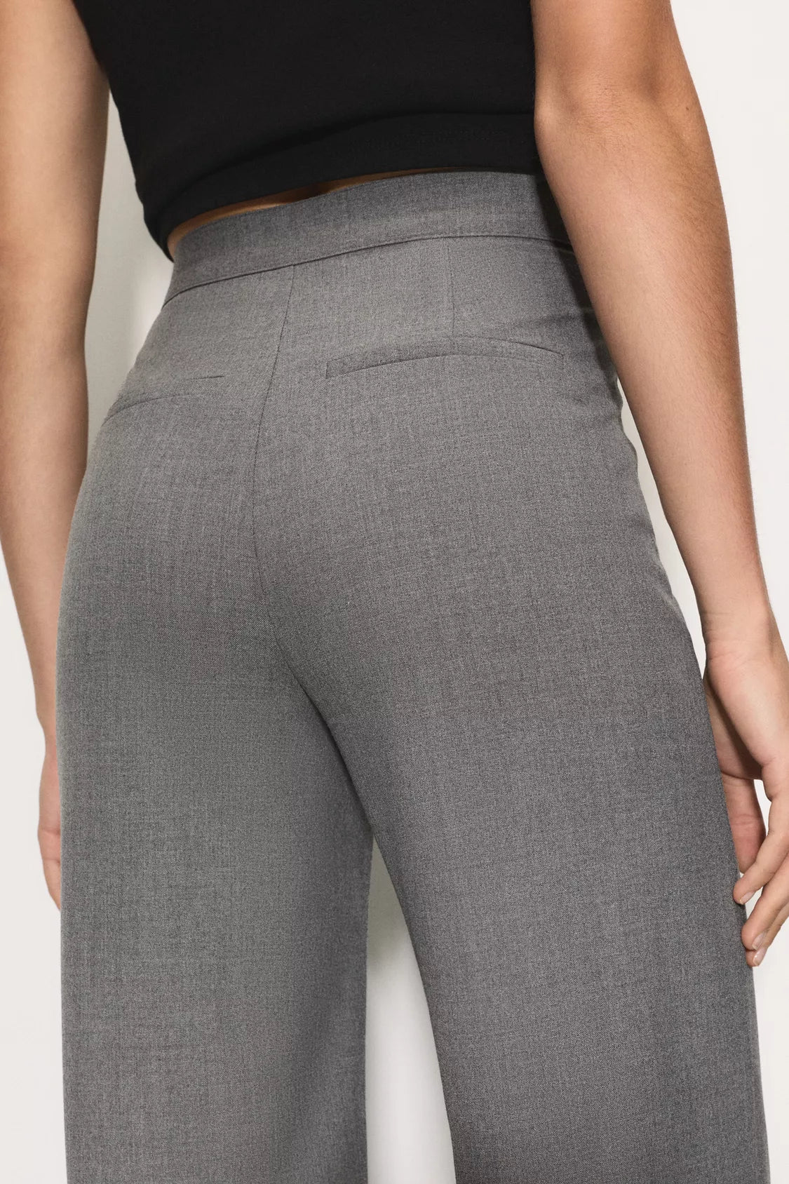 PANTALON DE VILLE TAILLE HAUTE À PINCES