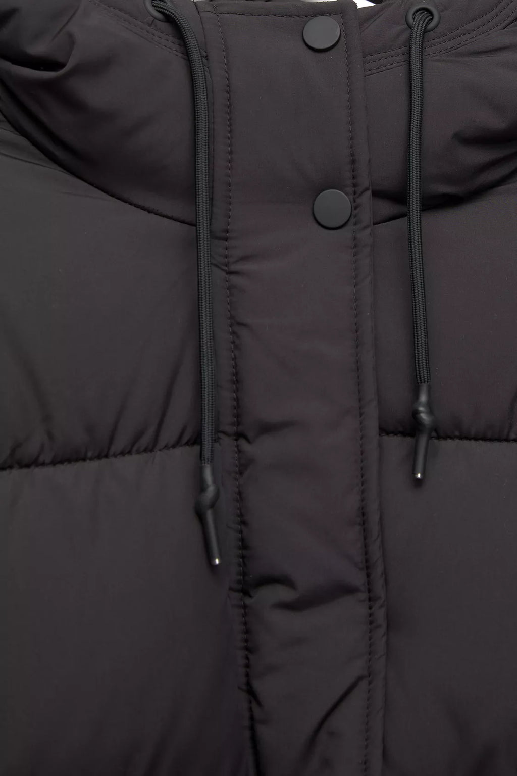 DOUDOUNE À CAPUCHE