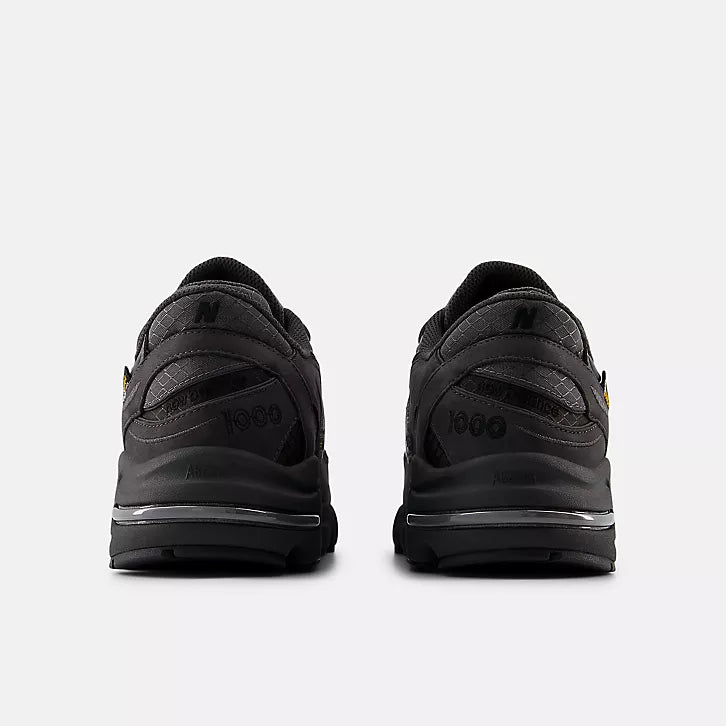 NEW BALANCE 1000 - Noir / Gris