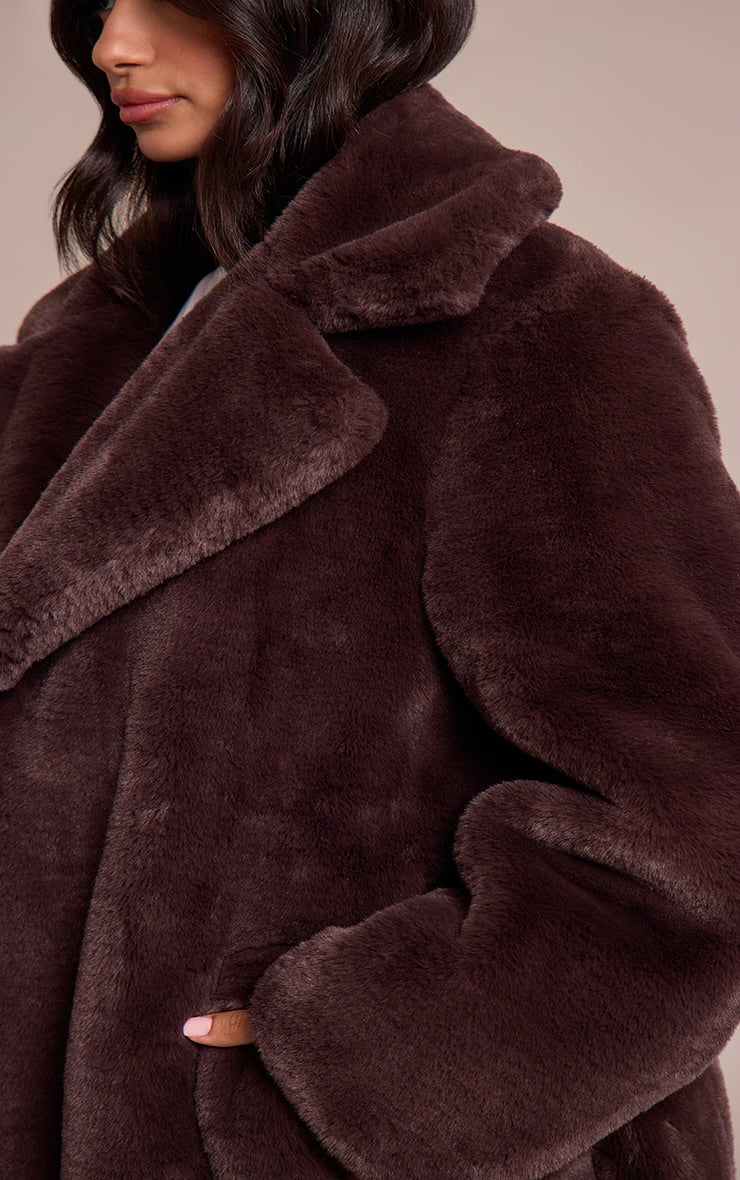 PETITE MANTEAU LONG EN FAUSSE FOURRURE