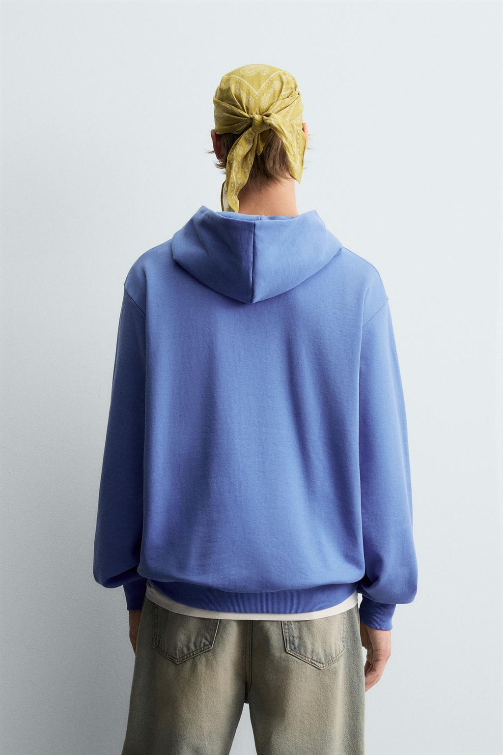 SWEAT À CAPUCHE BASIQUE