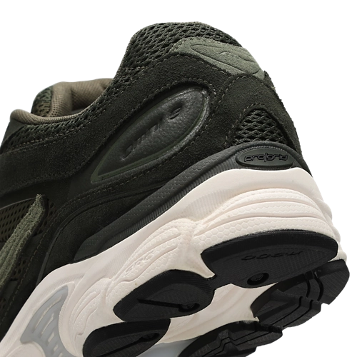 SAUCONY PROGRID OMNI 9