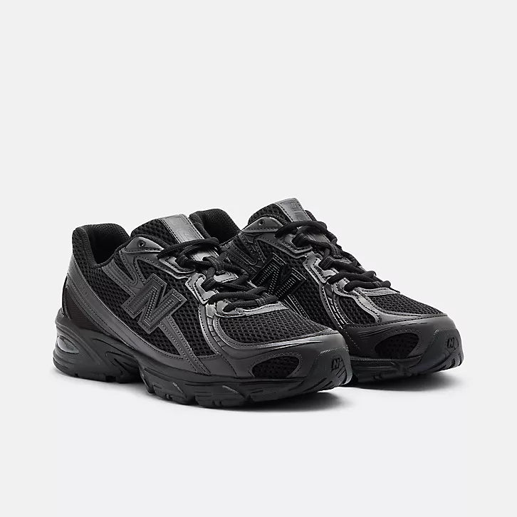 NEW BALANCE 740 - NOIR