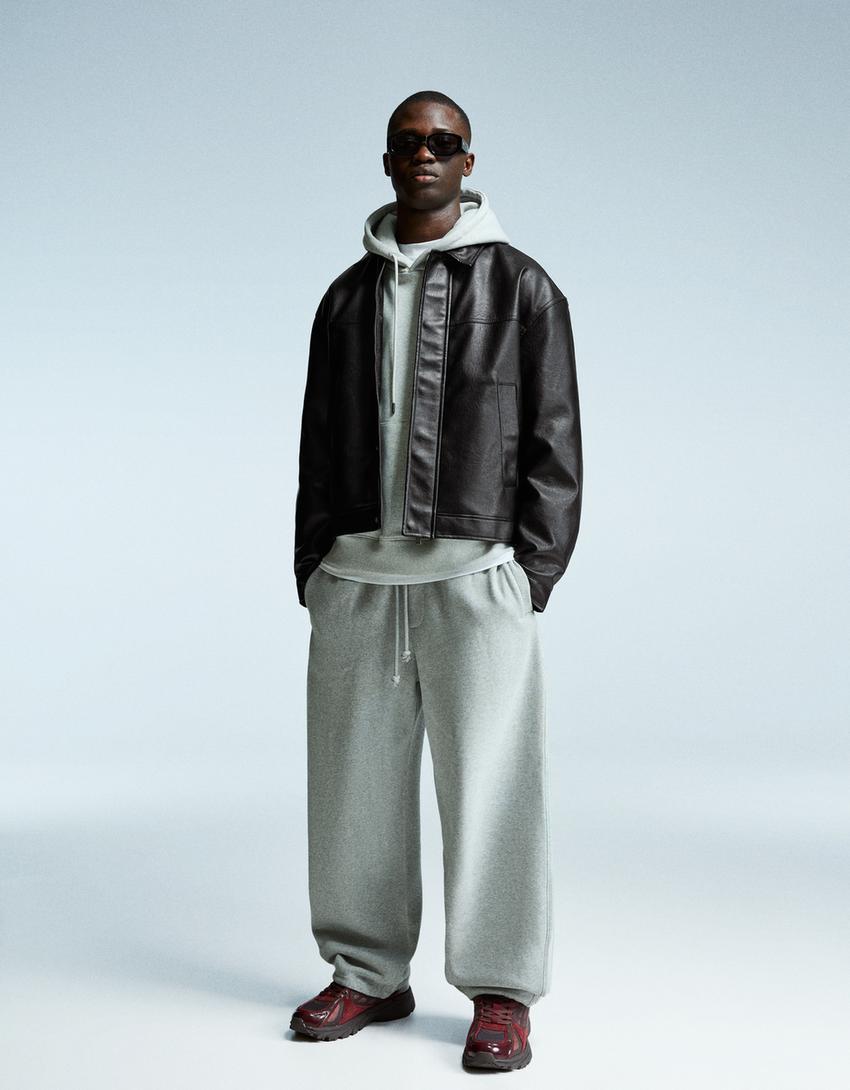 VESTE BOXY FIT EN SIMILICUIR