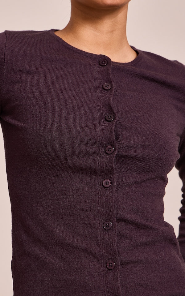 CARDIGAN EN MAILLE FINE À BOUTONS