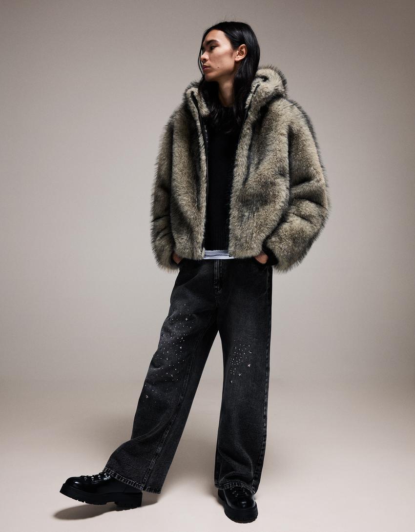 BLOUSON FAUSSE FOURRURE À CAPUCHE