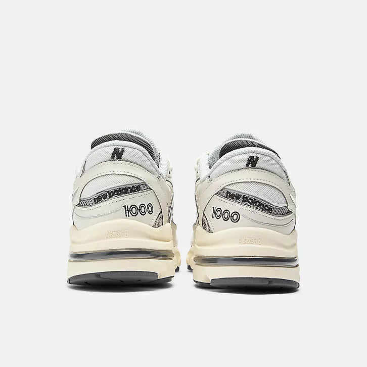 NEW BALANCE 1000 - BLANC / BEIGE