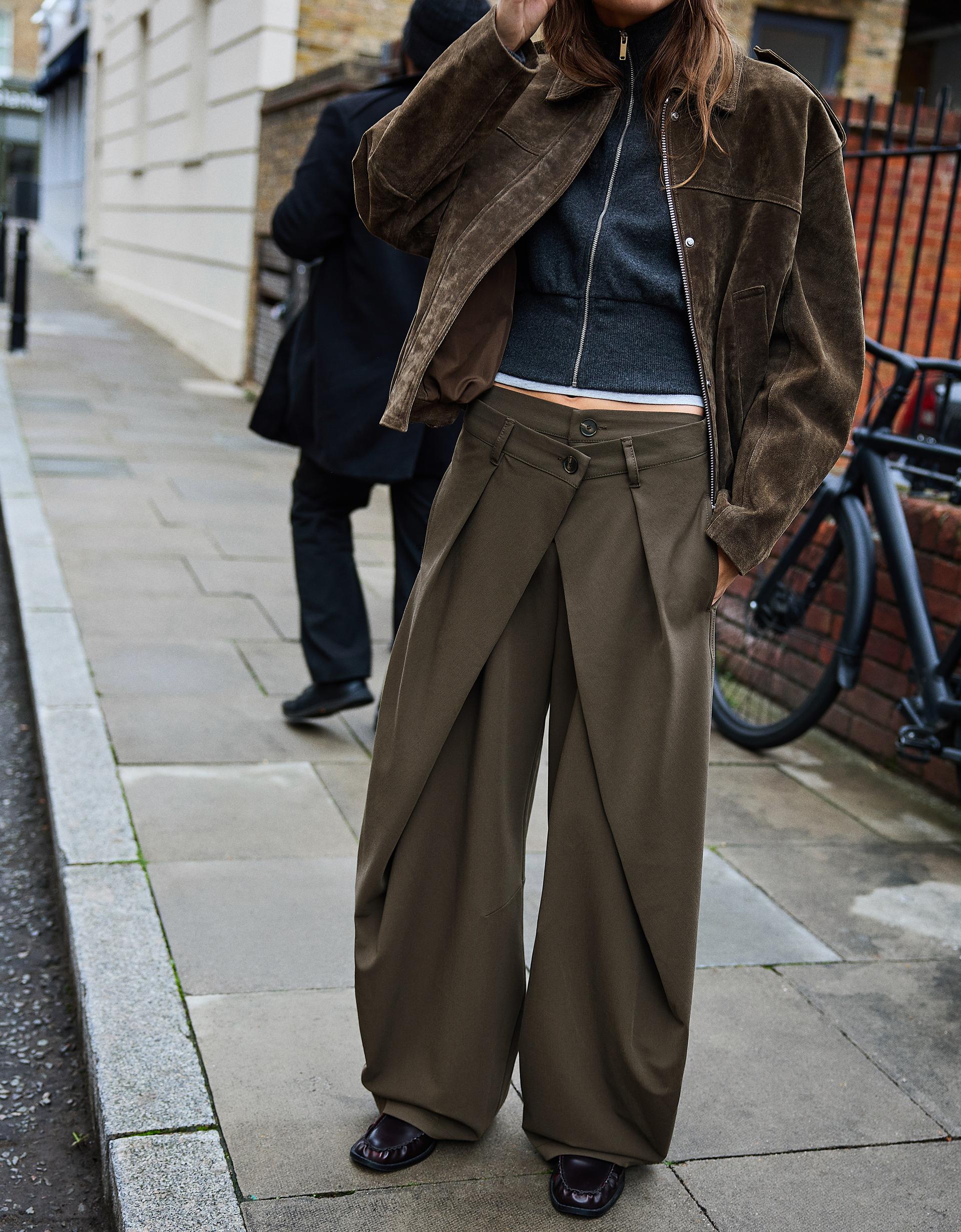 PANTALON BARREL À PLIS