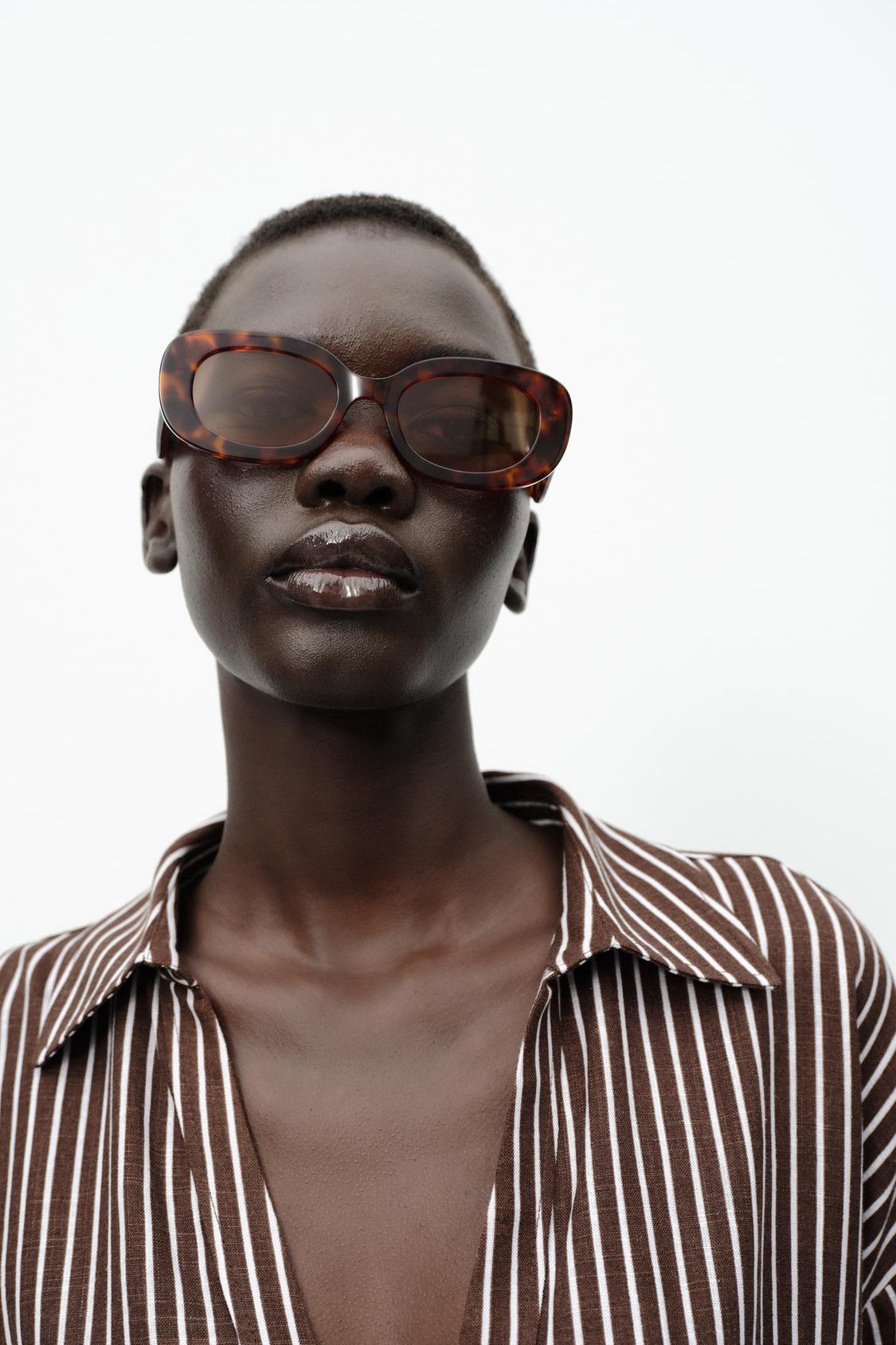 CHEMISE COURTE EN LIN