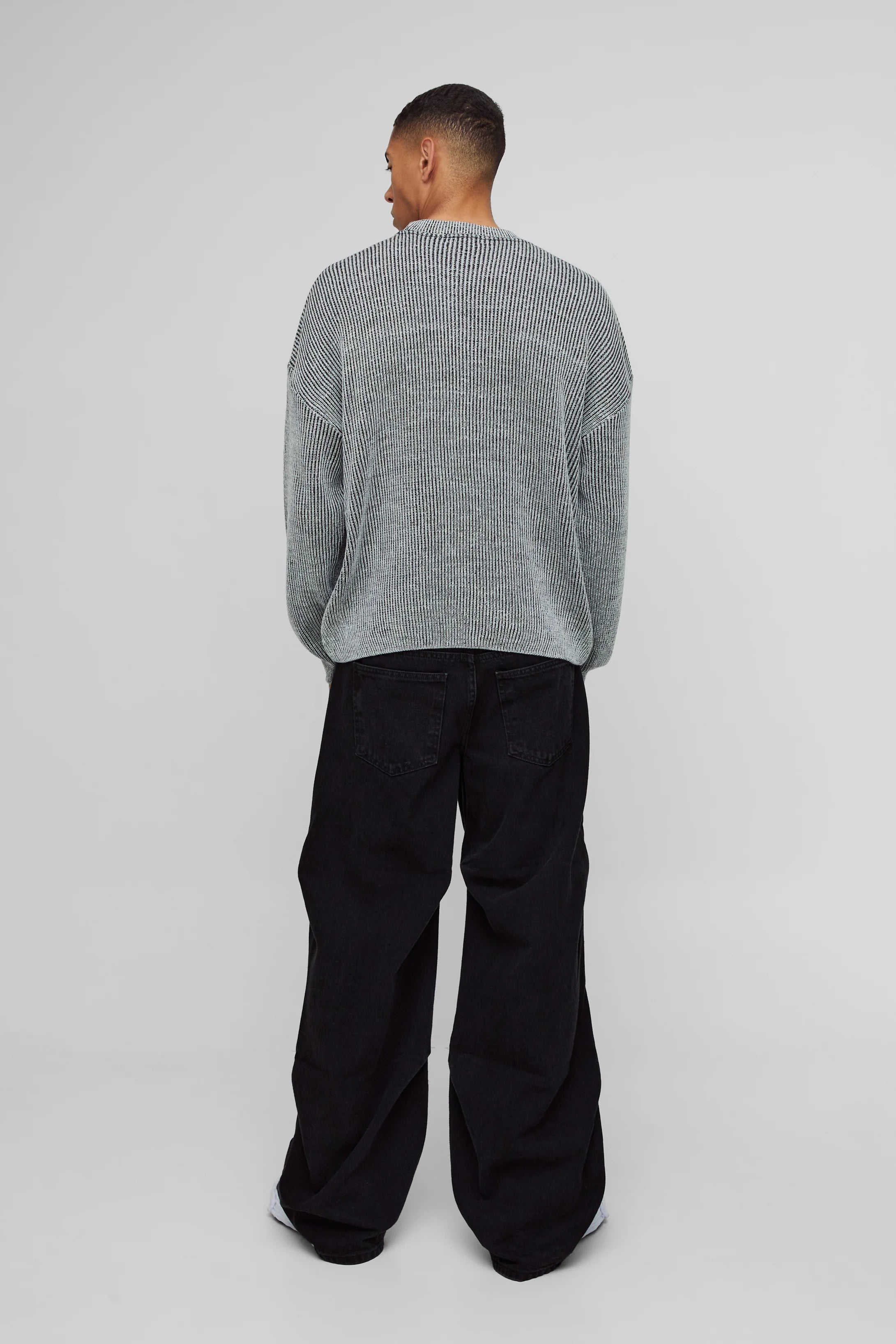 PULL OVERSIZE À COL RAS-DU-COU EN MAILLE CÔTELÉE