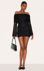 MINI ROBE TEXTURÉE CRÈME À COL BARDOT ET MANCHES ÉVASÉES