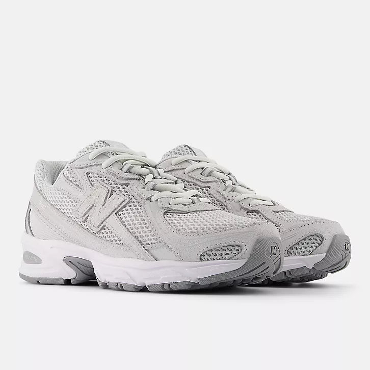 NEW BALANCE 740 - GRIS / BLANC