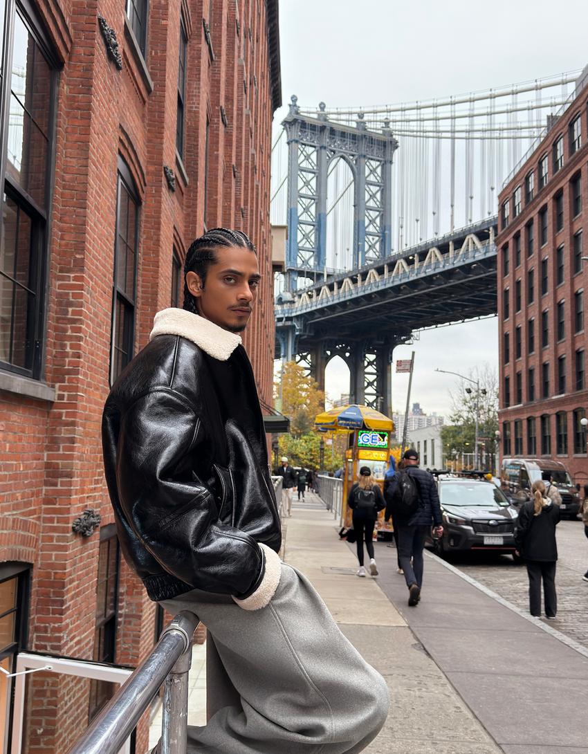 BLOUSON EFFET VINYLE COL FOURRURE