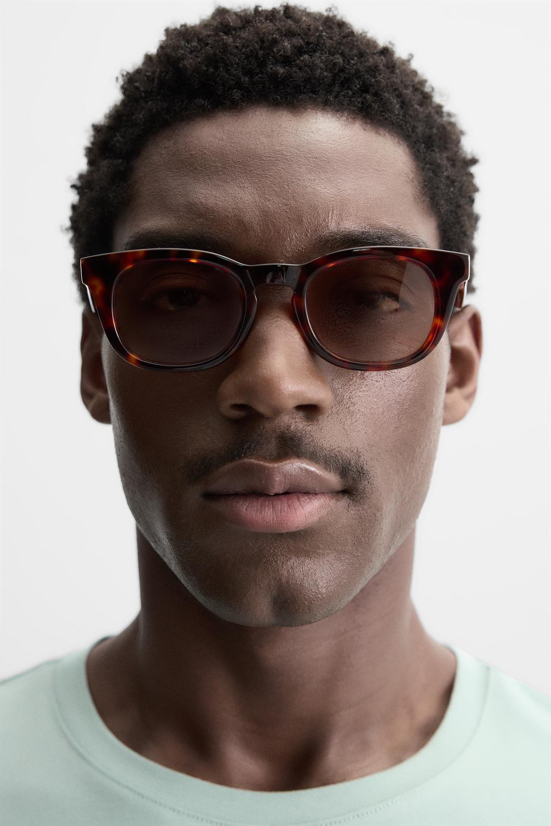 T-SHIRT SLIM FIT BASIQUE