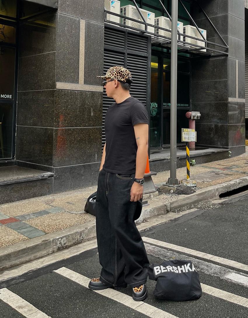 JEANS SUPER BAGGY FIT